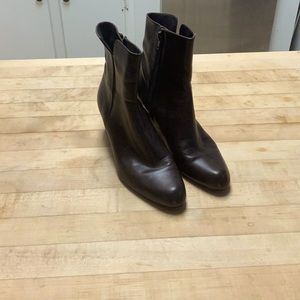 Stewart Weitzman Ankle boots. Excellent condition